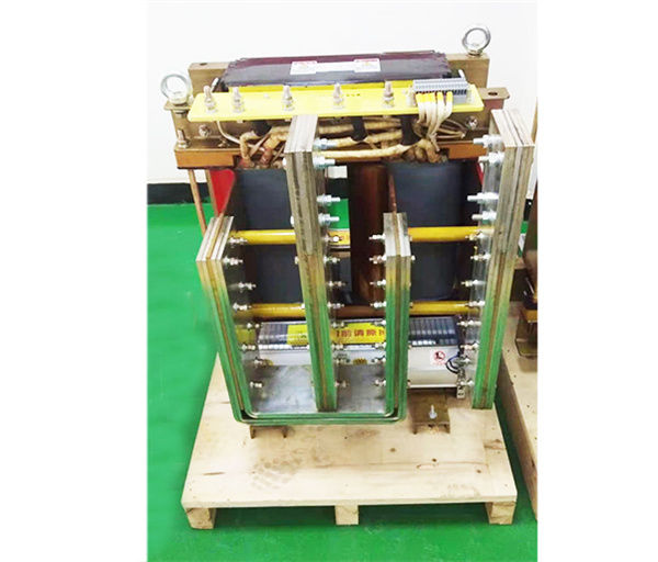 DG126KVA 10000A   變壓器